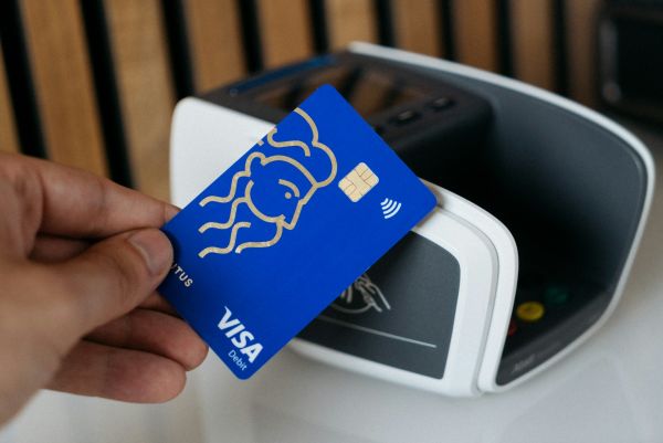 Les 10 avantages incontournables de la carte visa premier